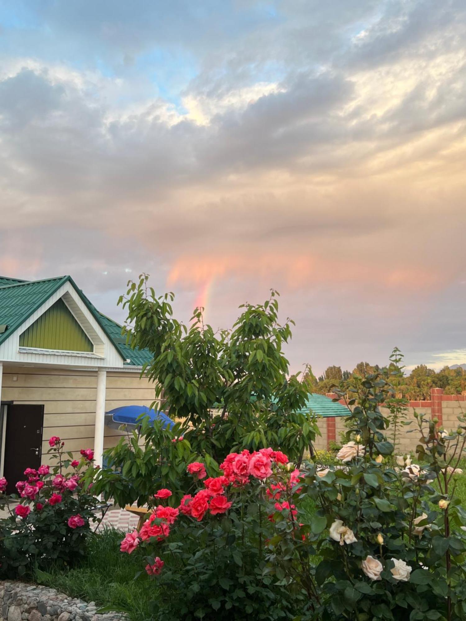 Svetlana Guest House Bokonbayevo Экстерьер фото